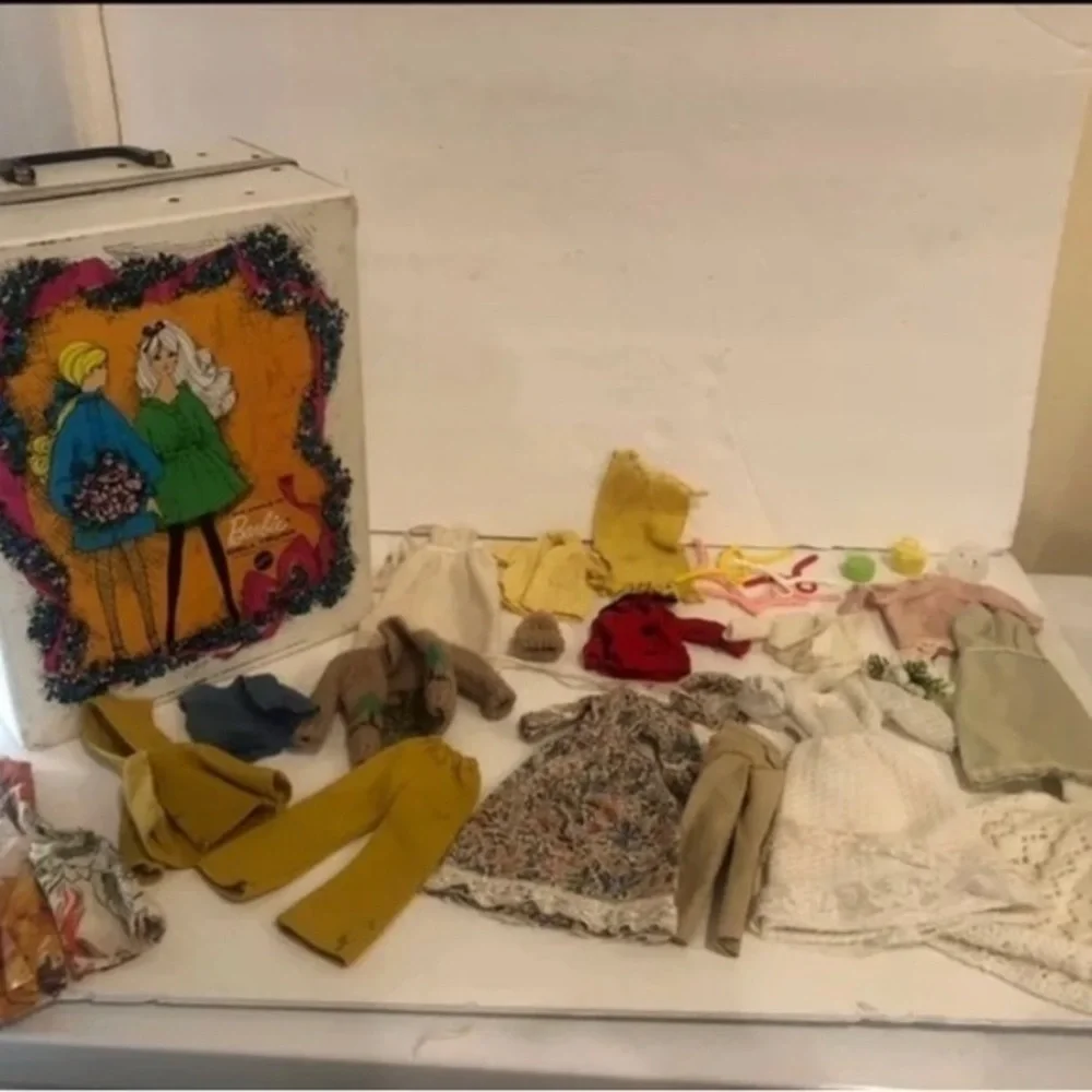 Barbie Clothes & Original Case Mattel Vintage 1968